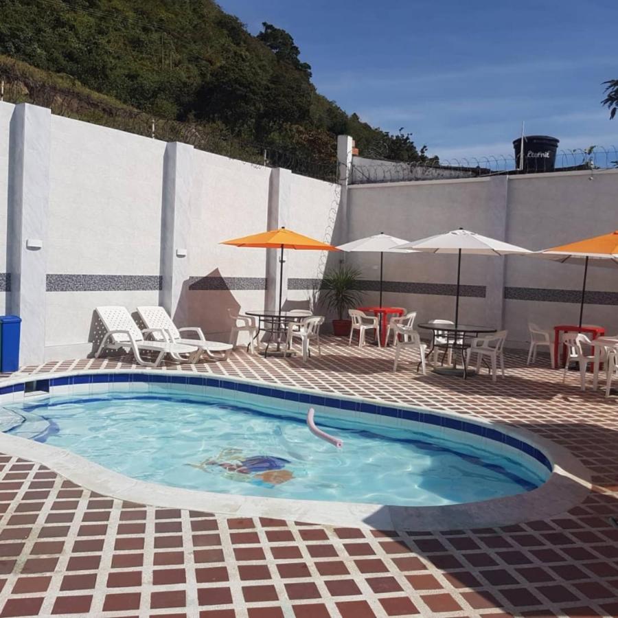 Hotel Emperador Barbosa  Exterior photo